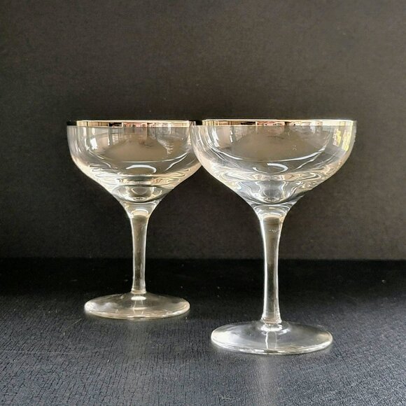 Vintage Lenox Weatherly Champagne Glass Set of 2, Platinum Trim, c1960-80s - Picture 2 of 9